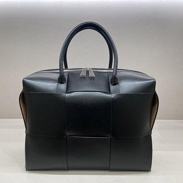 【ボッテガヴェネタ 偽物】イントレチャート ブリーフケース ザアルコ 620633VB1K01229